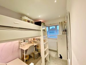 Photo 1- click for photo gallery